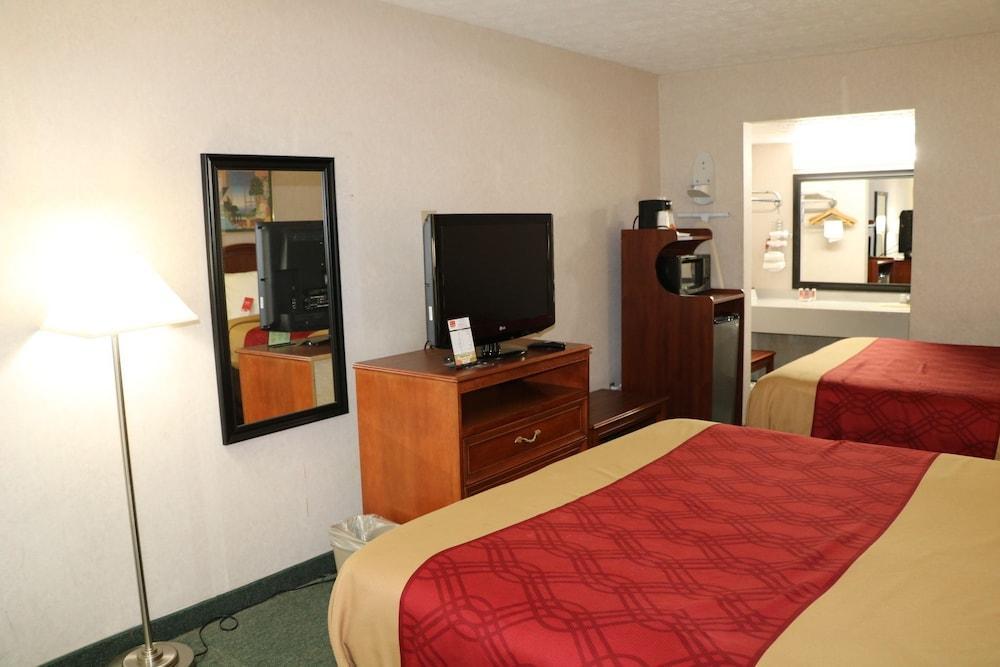 Red Roof Inn Walton - Richwood Esterno foto