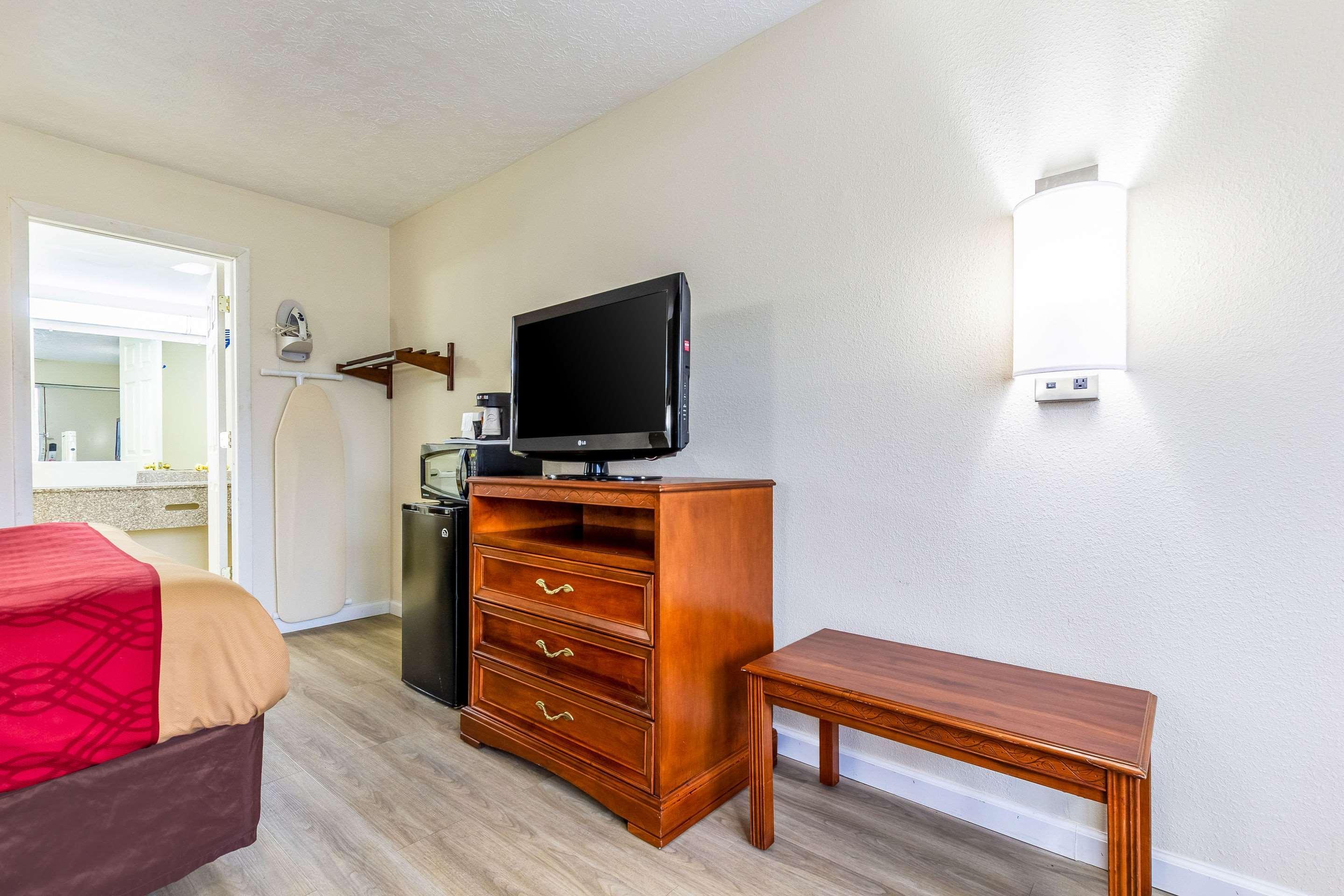 Red Roof Inn Walton - Richwood Esterno foto
